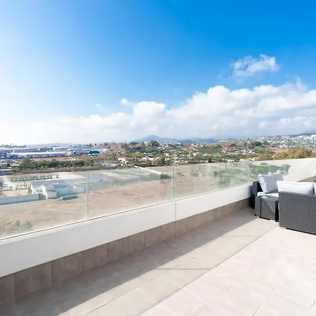 Jardines De Guadaiza Rooftop Apartmán *